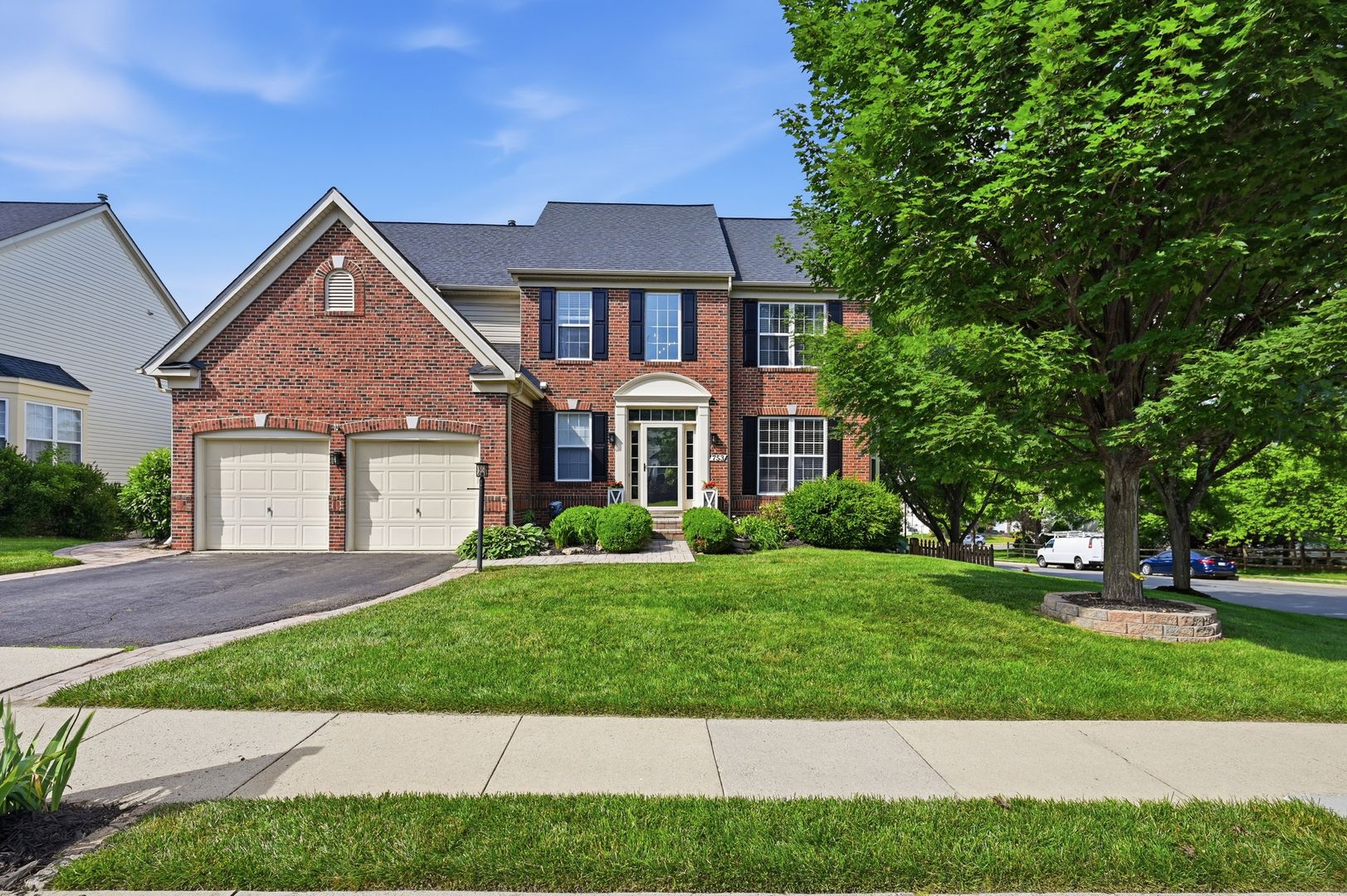 Leesburg House: 753 Bonnie Ridge Dr NE