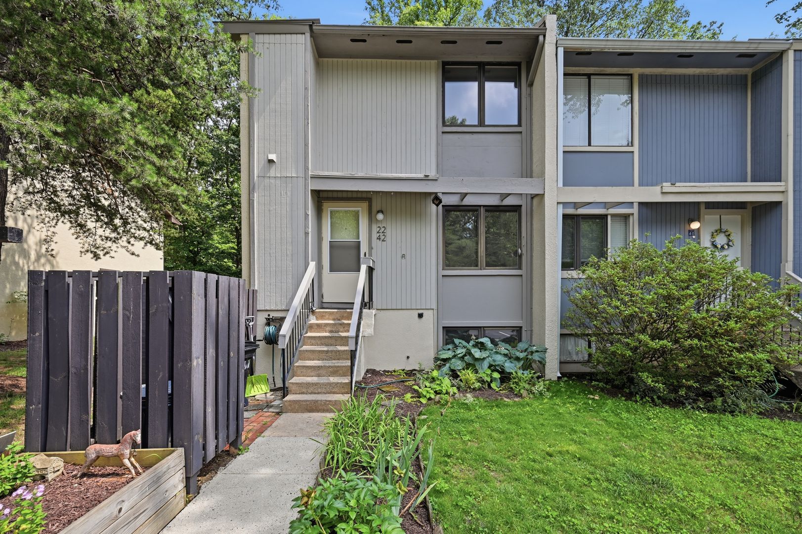 Reston Townhome: 2242 Cartwright Pl
