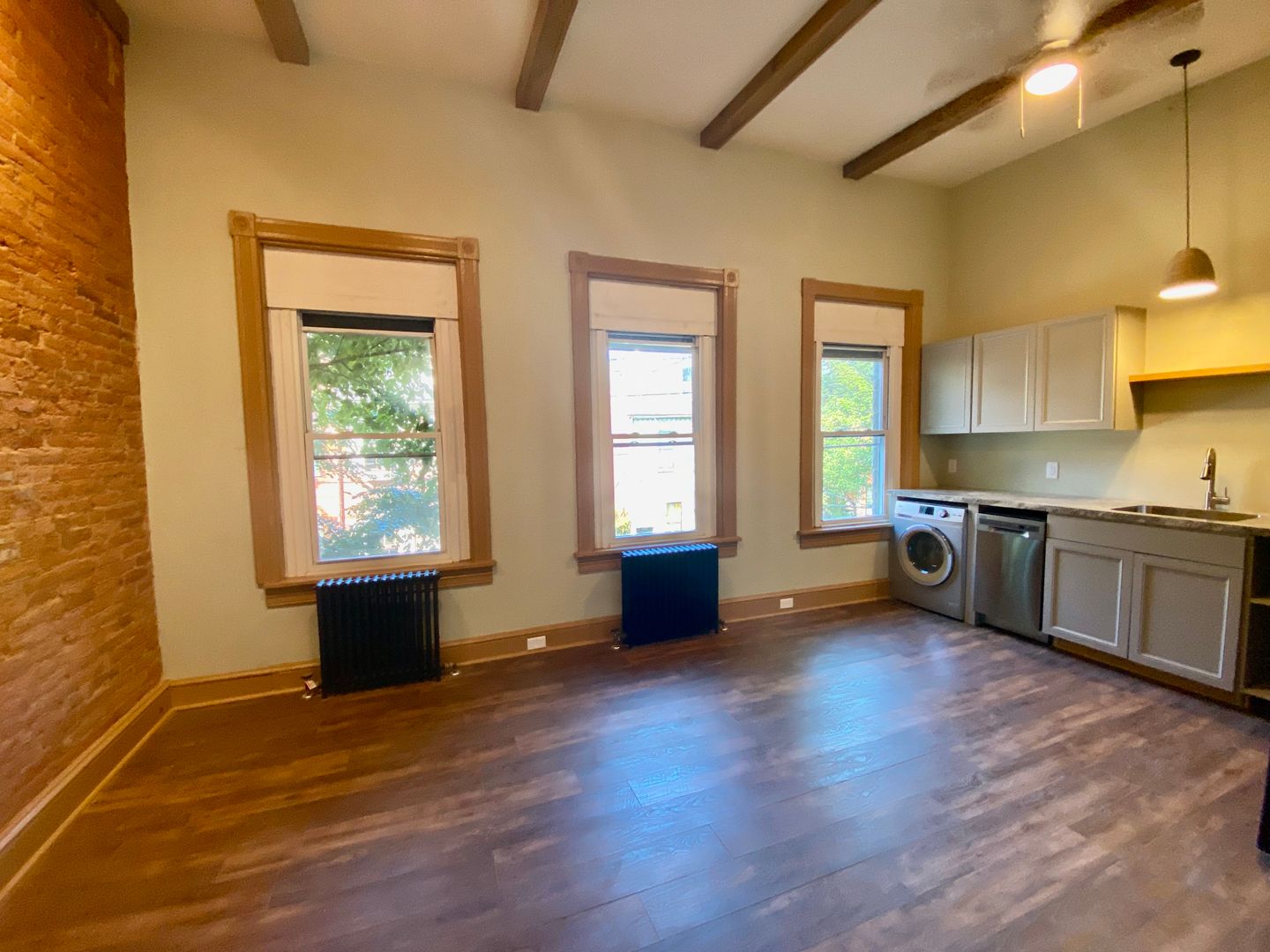 Lancaster Apartment: 45 S Lime St