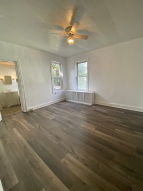 Lovely 2 BR apartment in Lancaster City Available Soon – photo 1
