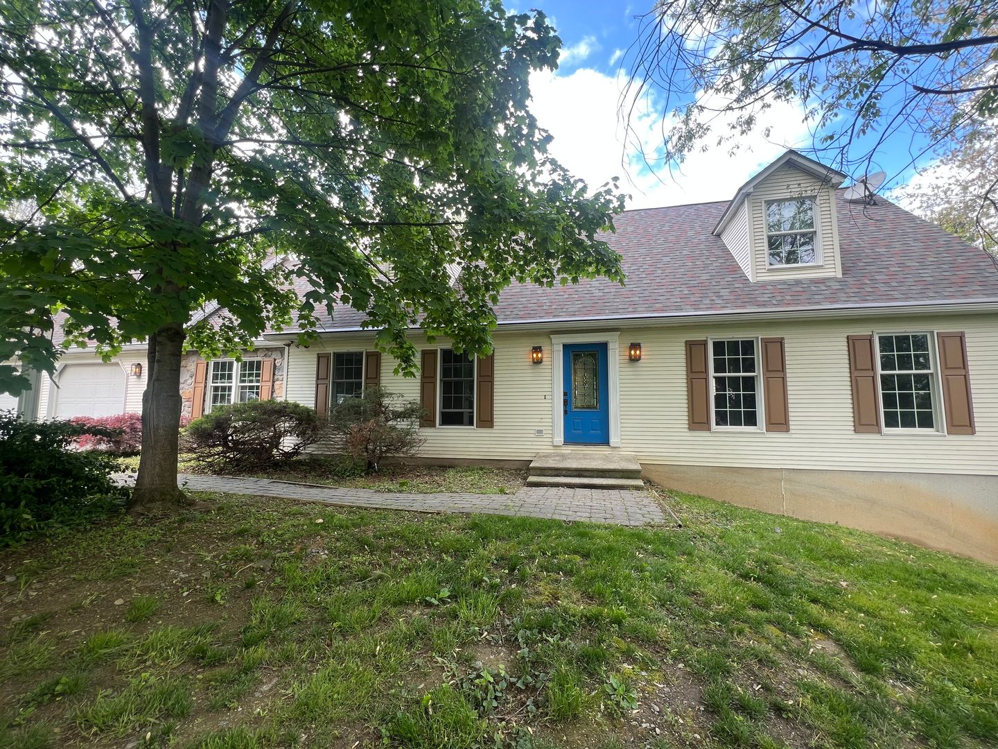 Lancaster House: 1973 Millport Rd