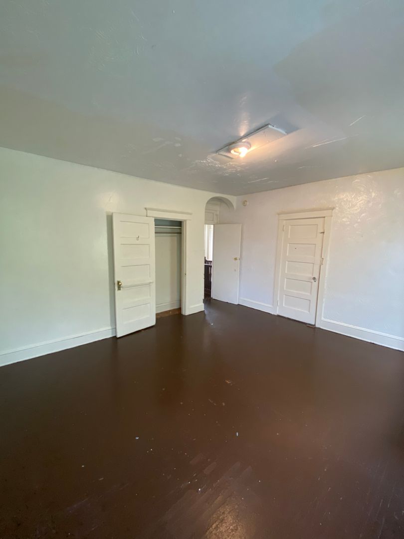 Lancaster Apartment: 601 Manor St