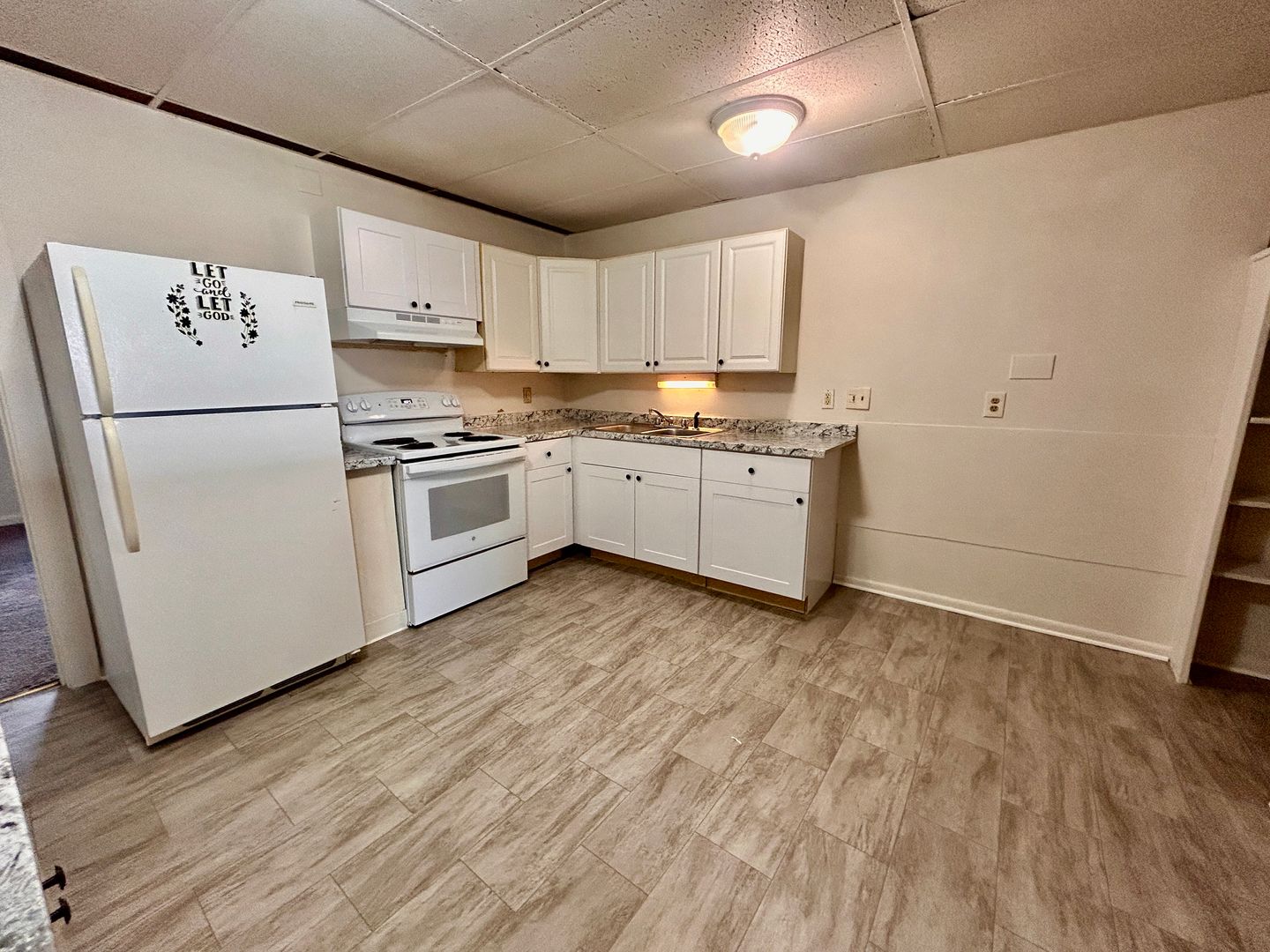 Lancaster Apartment: 849-851 Manor St