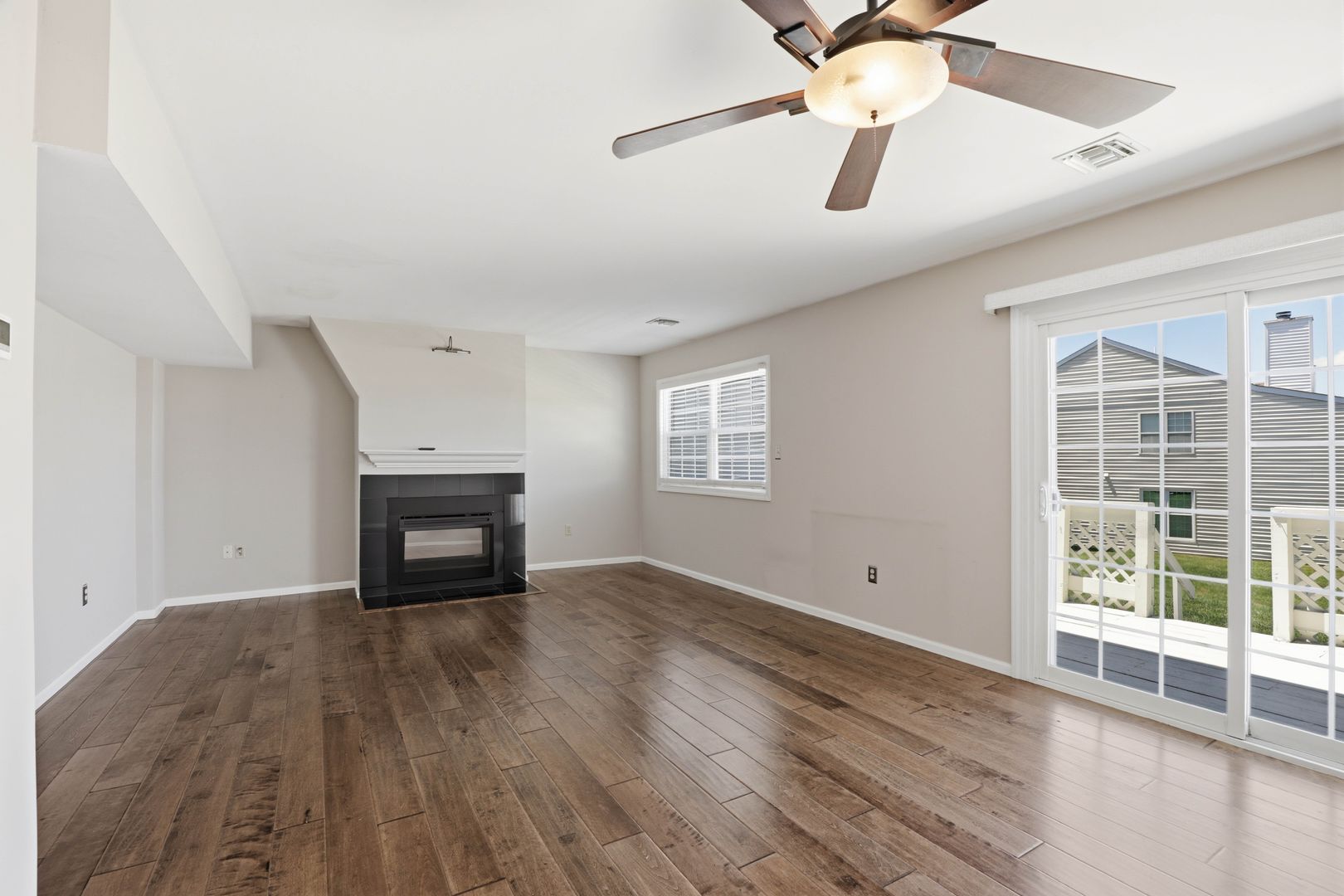 Lancaster House: 106 Spring Ridge Ct