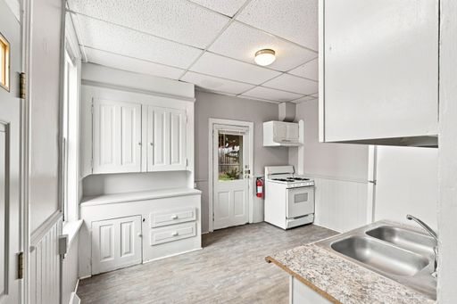 2 bedroom townhome in downtown Columbia!