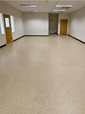 Commercial Space for Lease / 30 E Main St