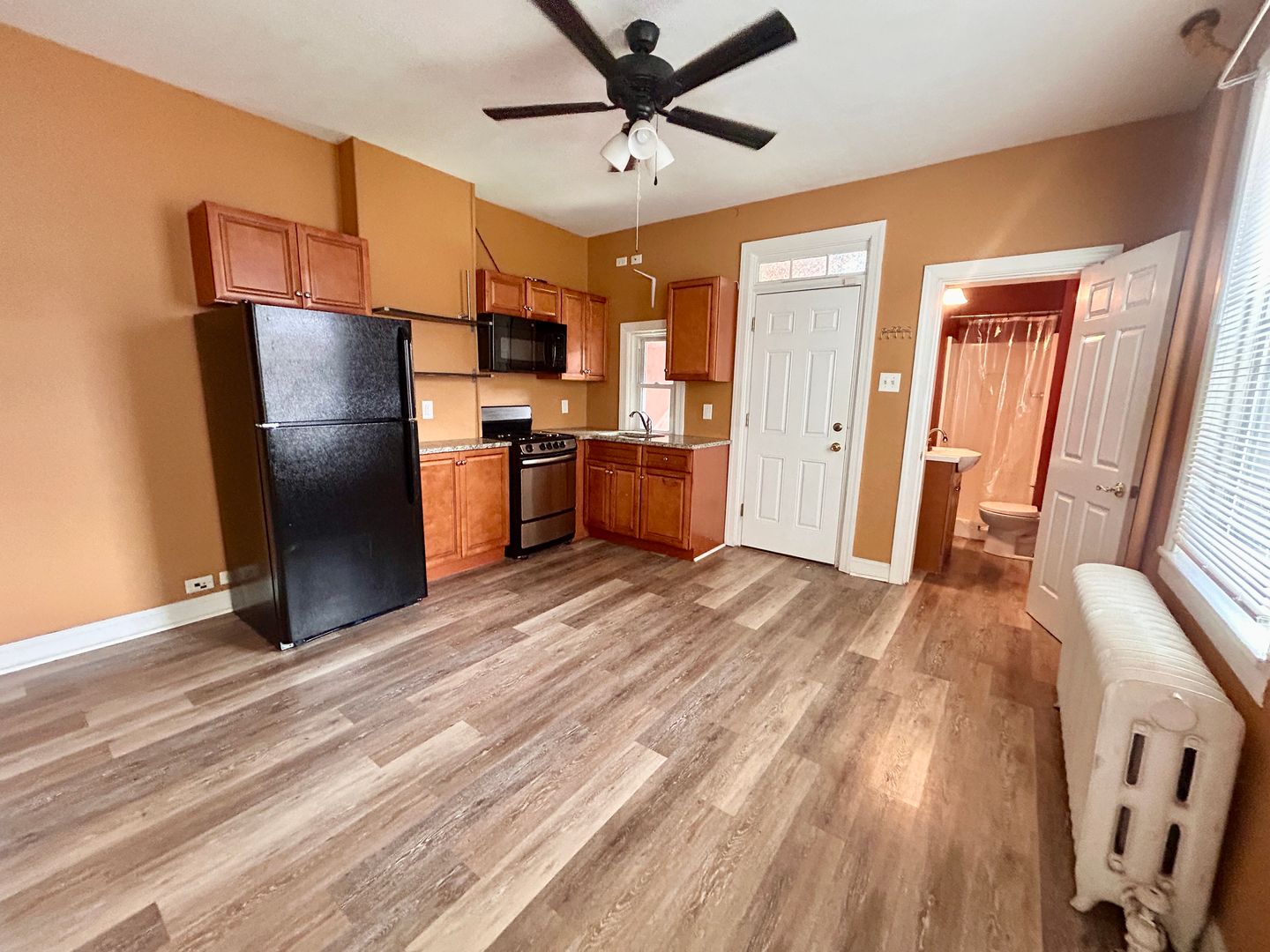 Lancaster Apartment: 32 E. Walnut St