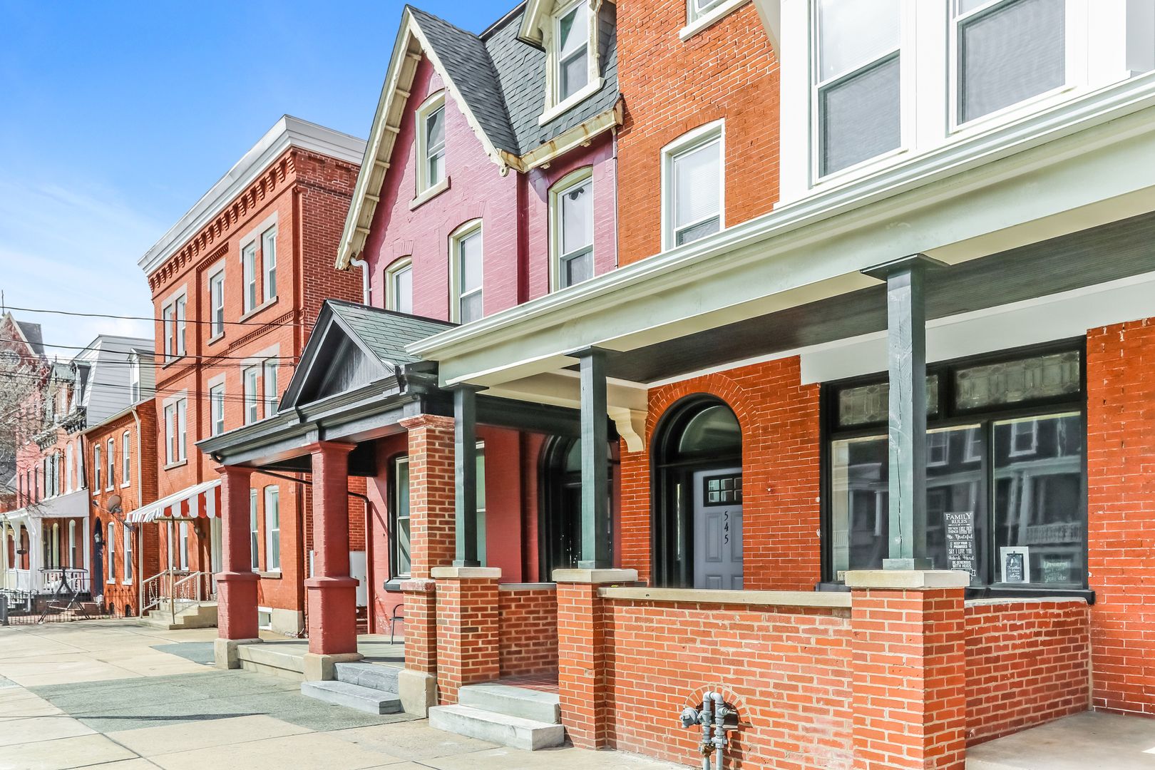 Lancaster Apartment: 104 N Marshall St