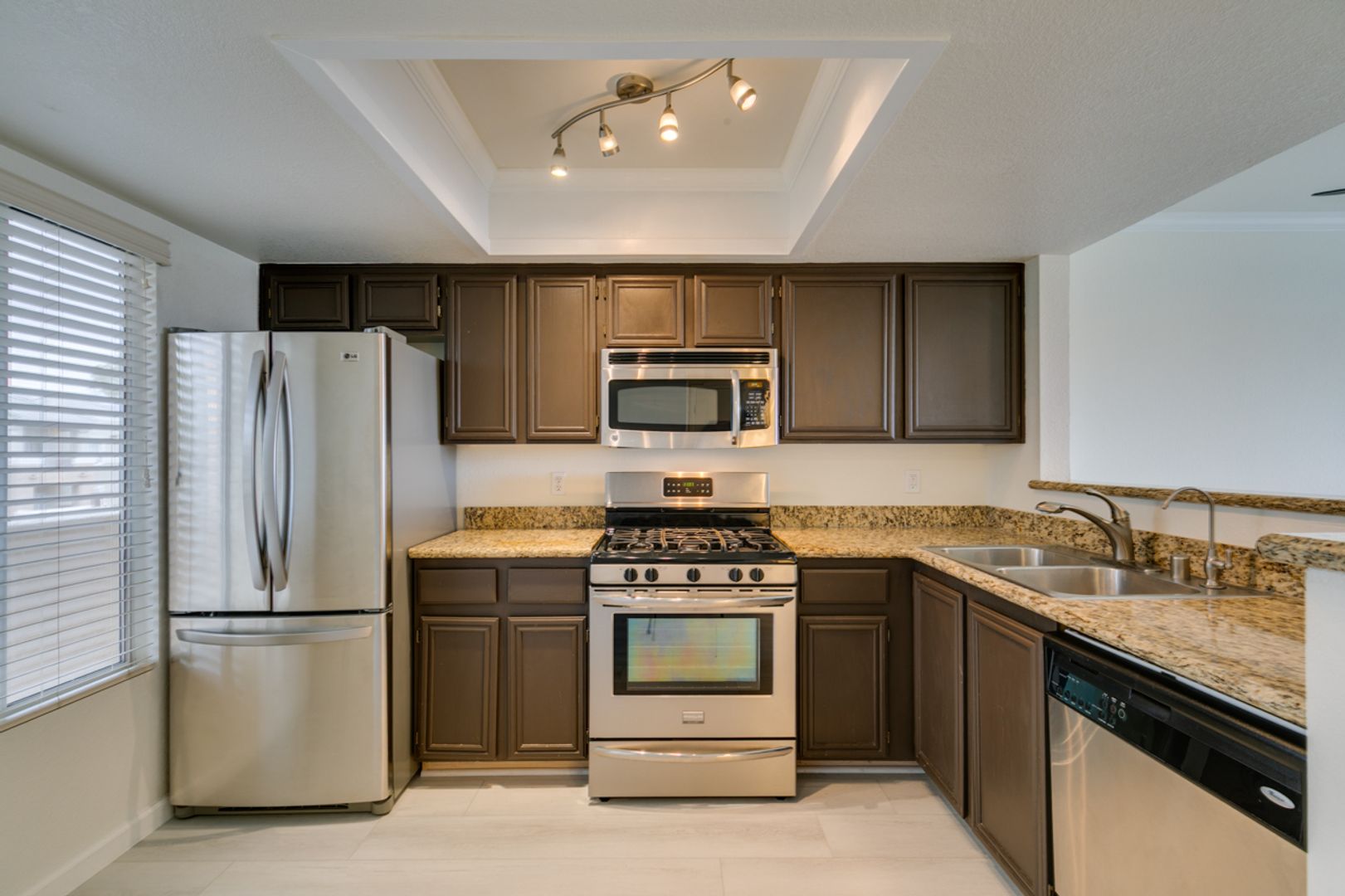 Las Vegas Condo: 8070 W. Russell Rd Unit 2026 BLDG 6