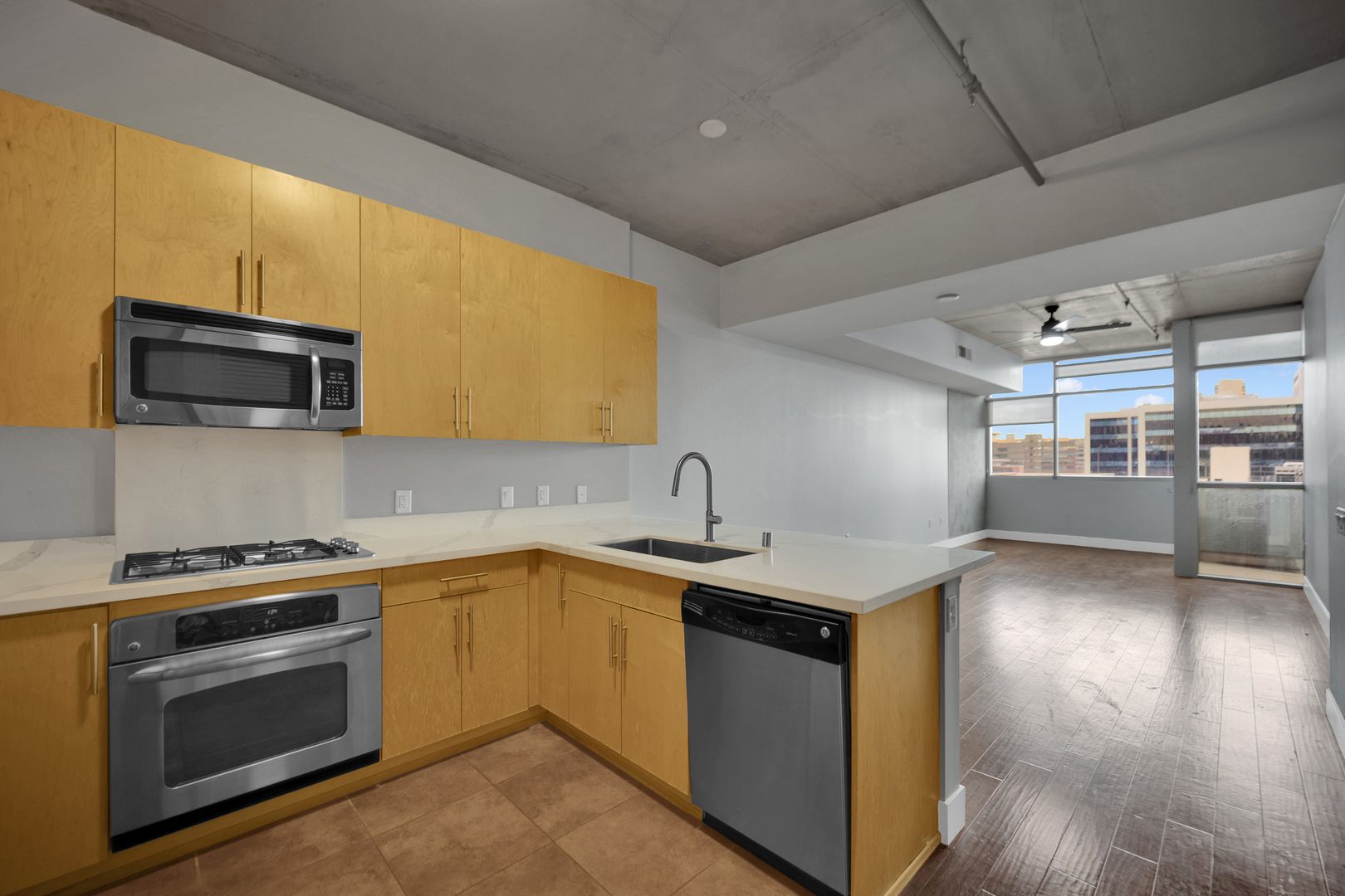 Las Vegas Condo: 353 East Bonneville #804