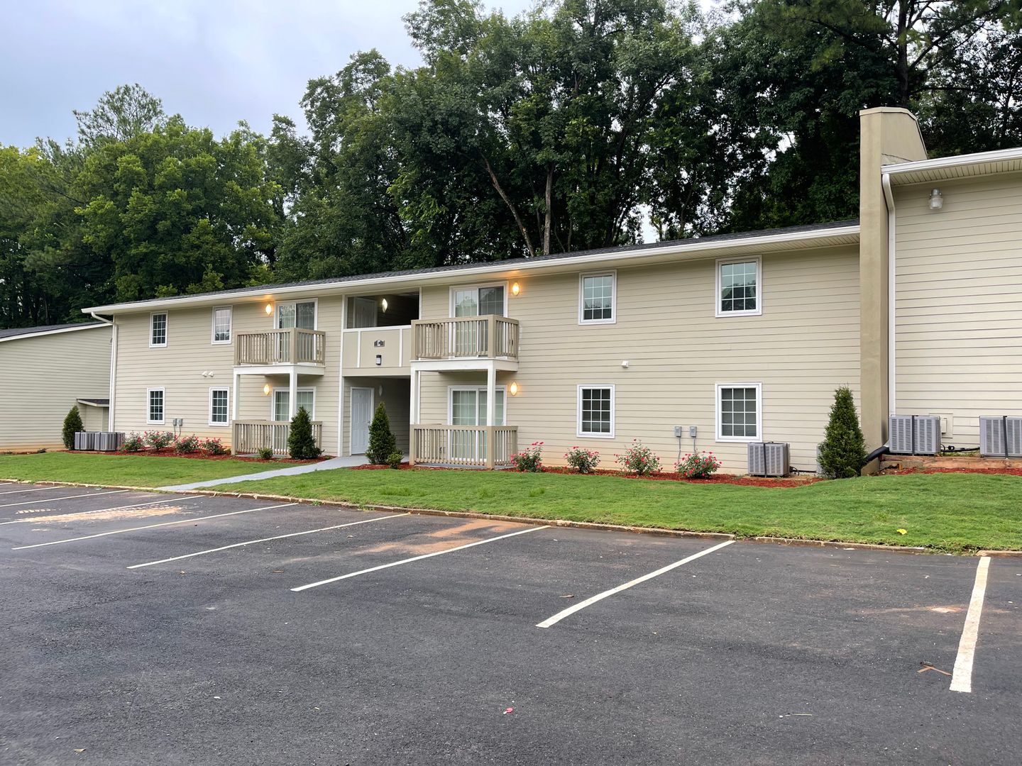 Atlanta Apartment: 925 Conley Rd SE