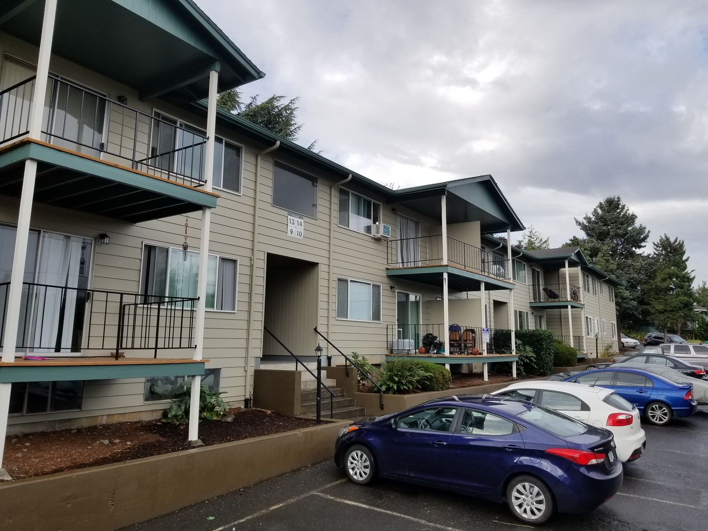 Gresham Apartment: 17838 NE Multnomah Drive
