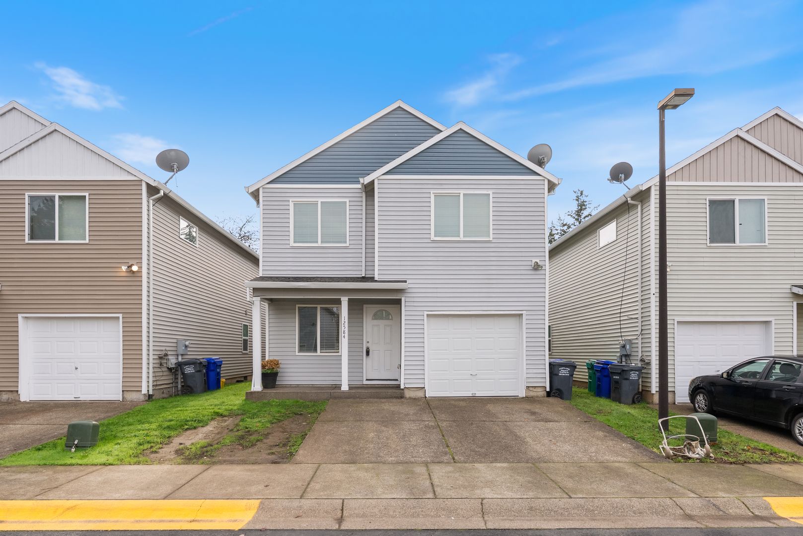 Portland House: 12584 SE Ramona St