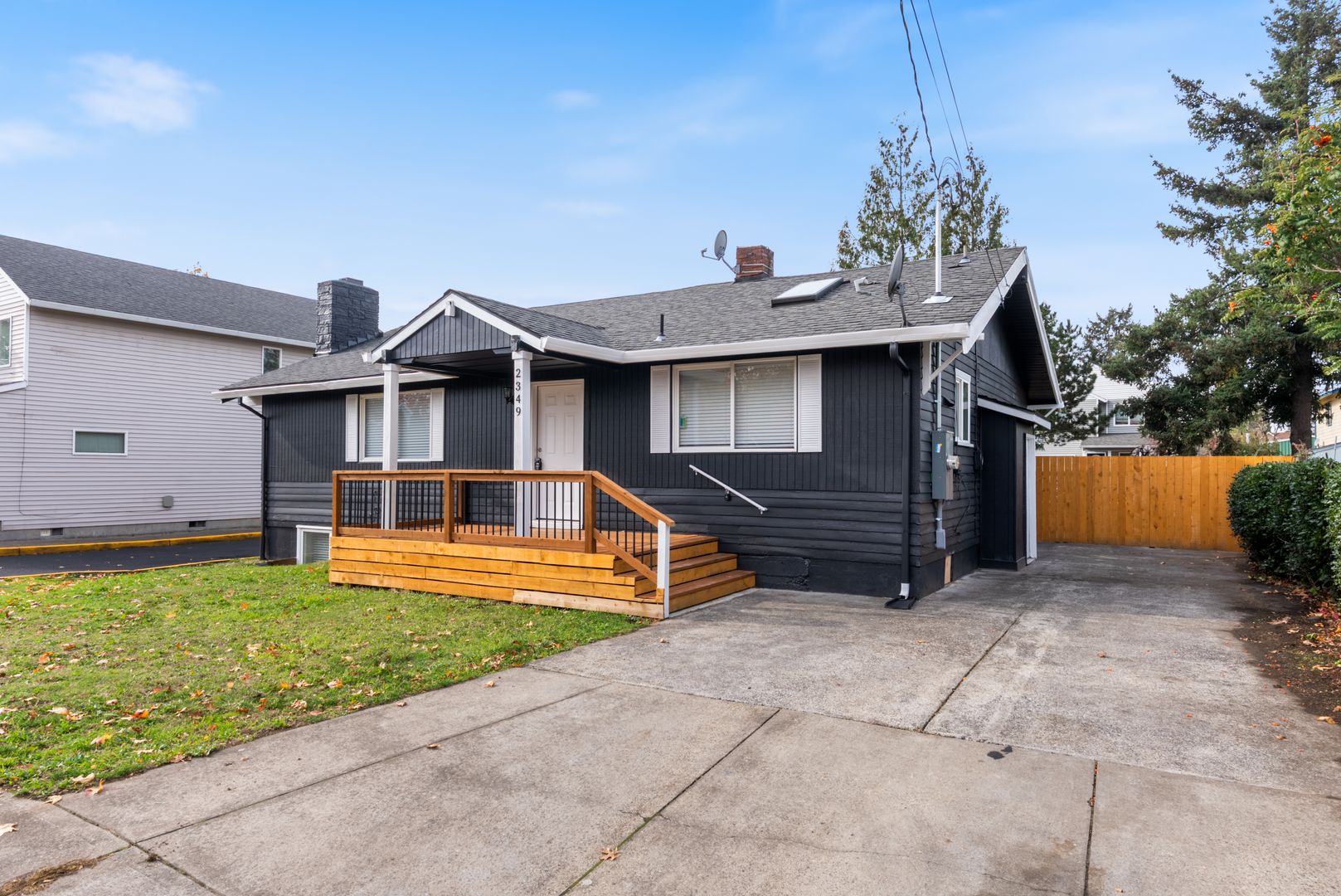 Portland House: 2349 SE 89th Ave