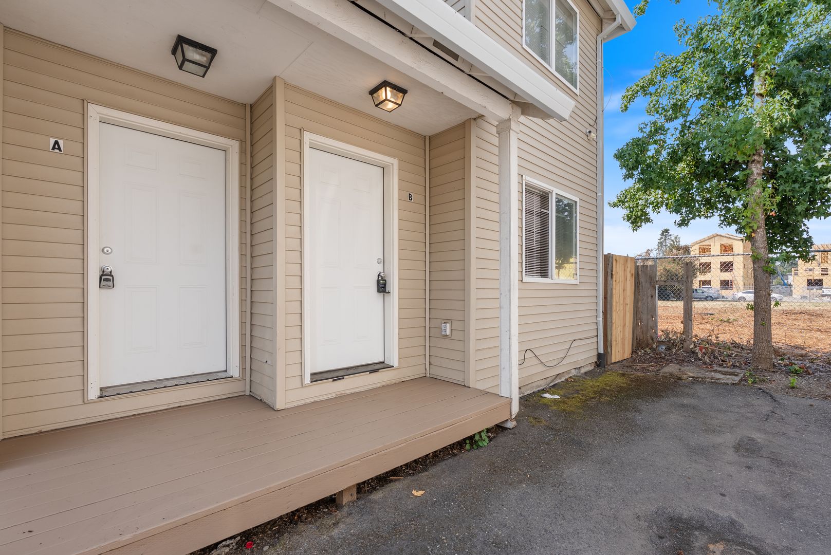 Portland Multiplex: 2827 SE 90th Pl - Unit B