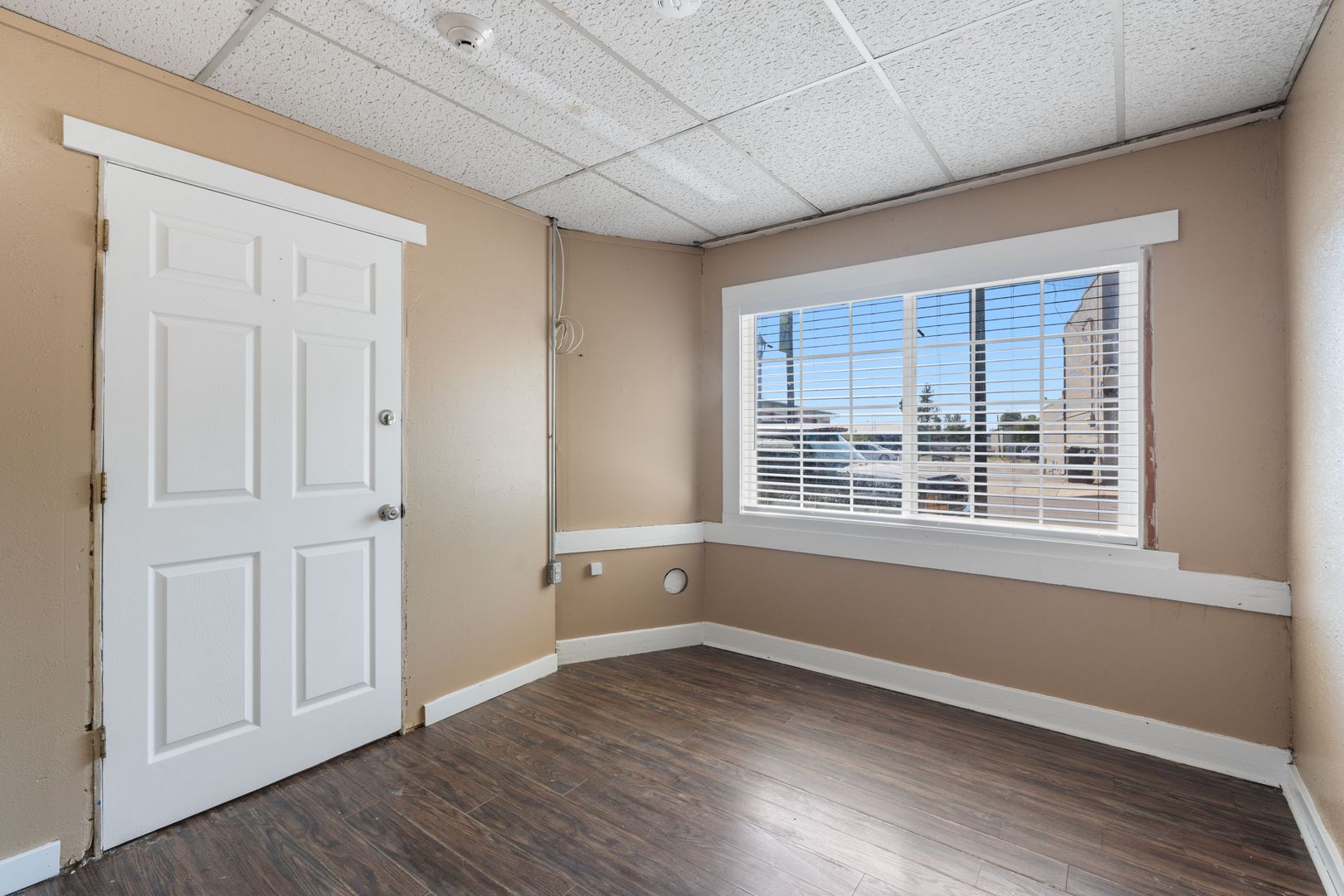 Molalla Apartment: 123 S. Molalla Ave.