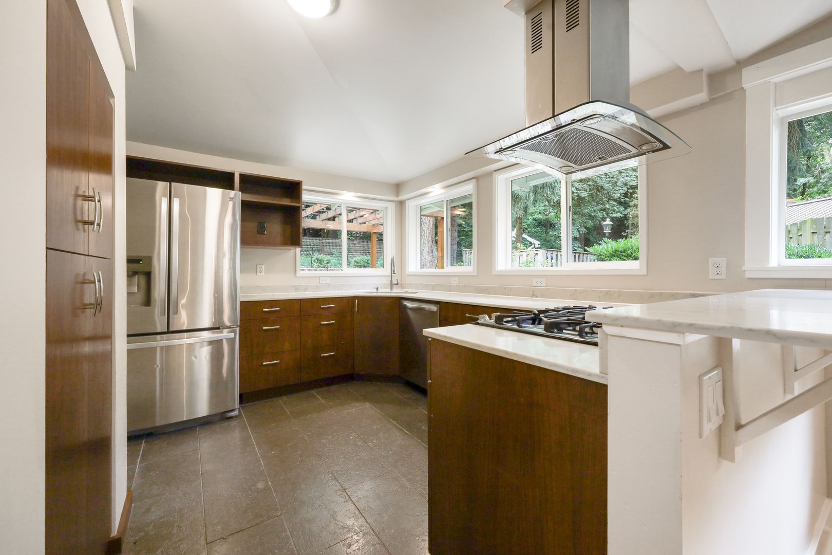 Portland House: 2909 SW Upper Dr