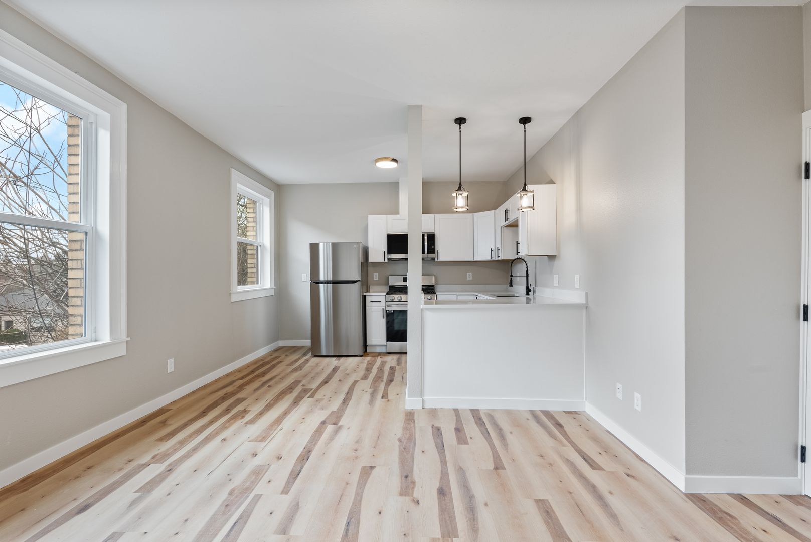 Portland Apartment: 3433-3451 SE Belmont St