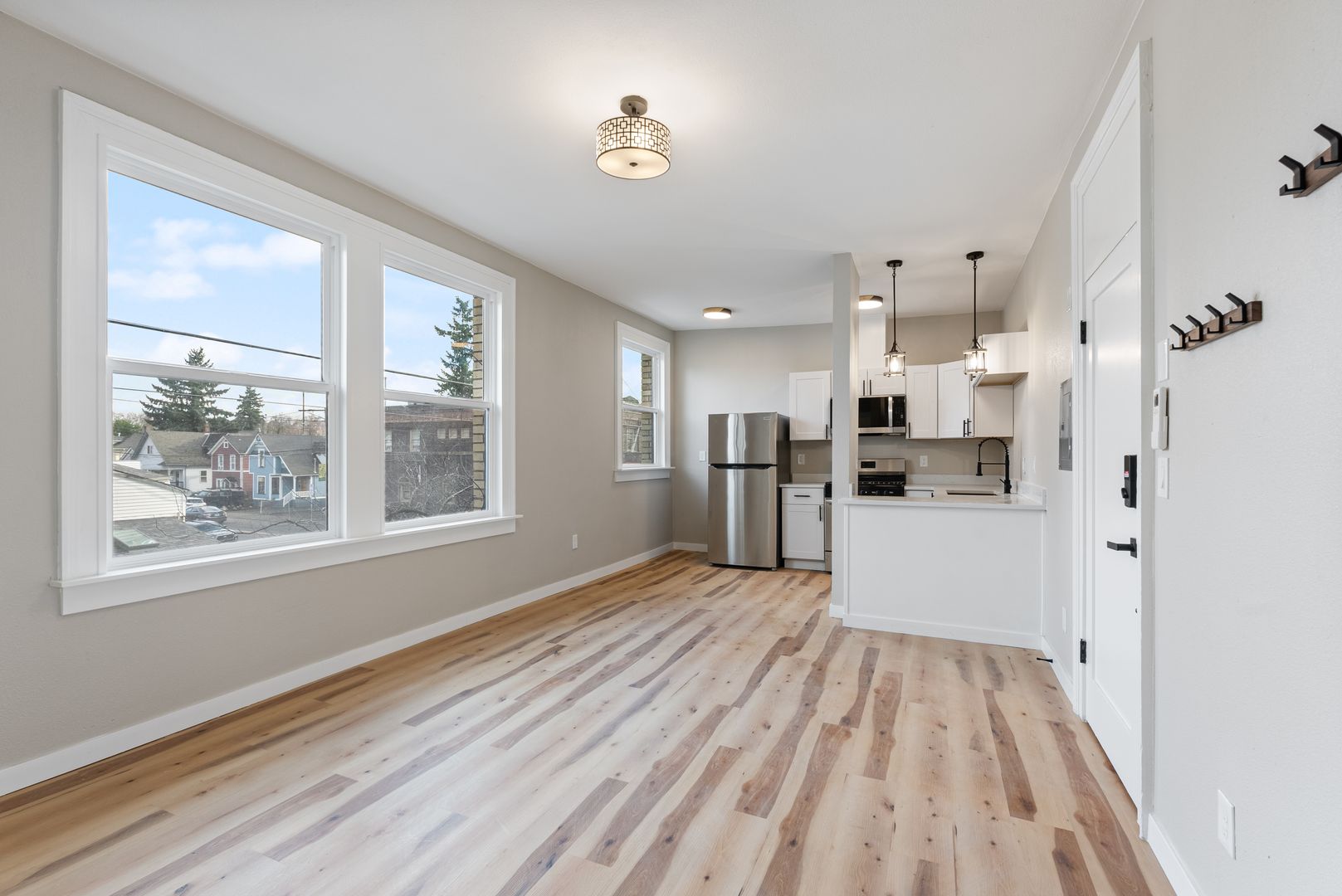 Portland Apartment: 3433-3451 SE Belmont St
