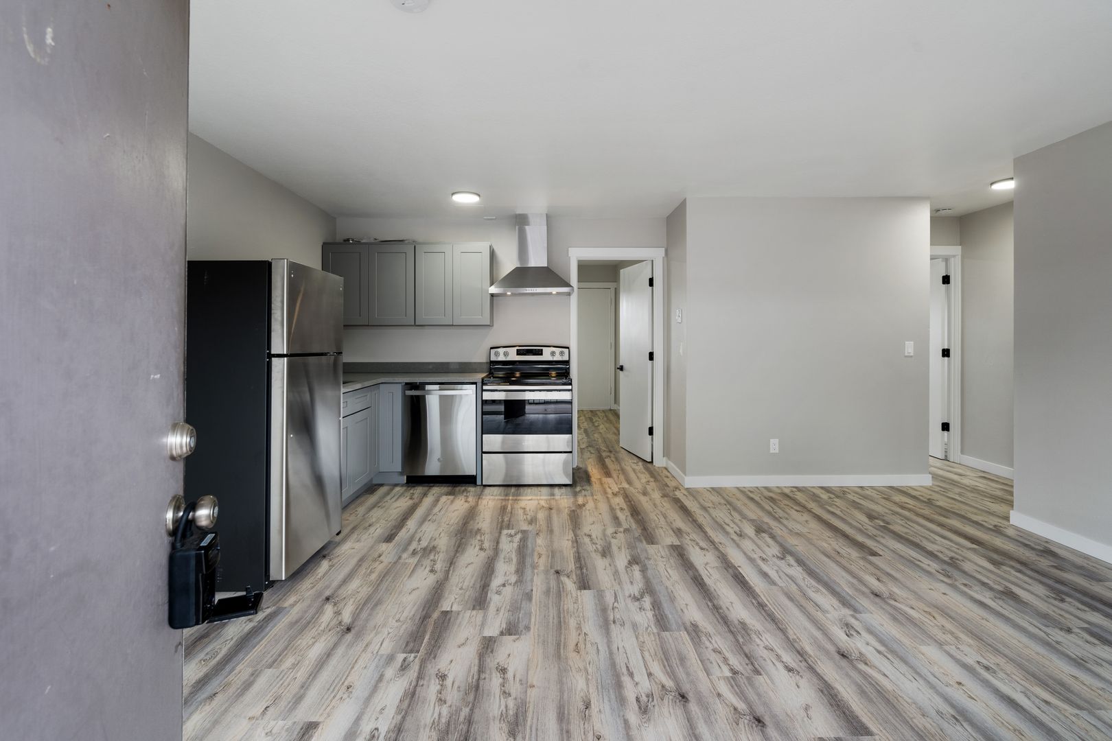 Gresham Apartment: 17924 SE Division St