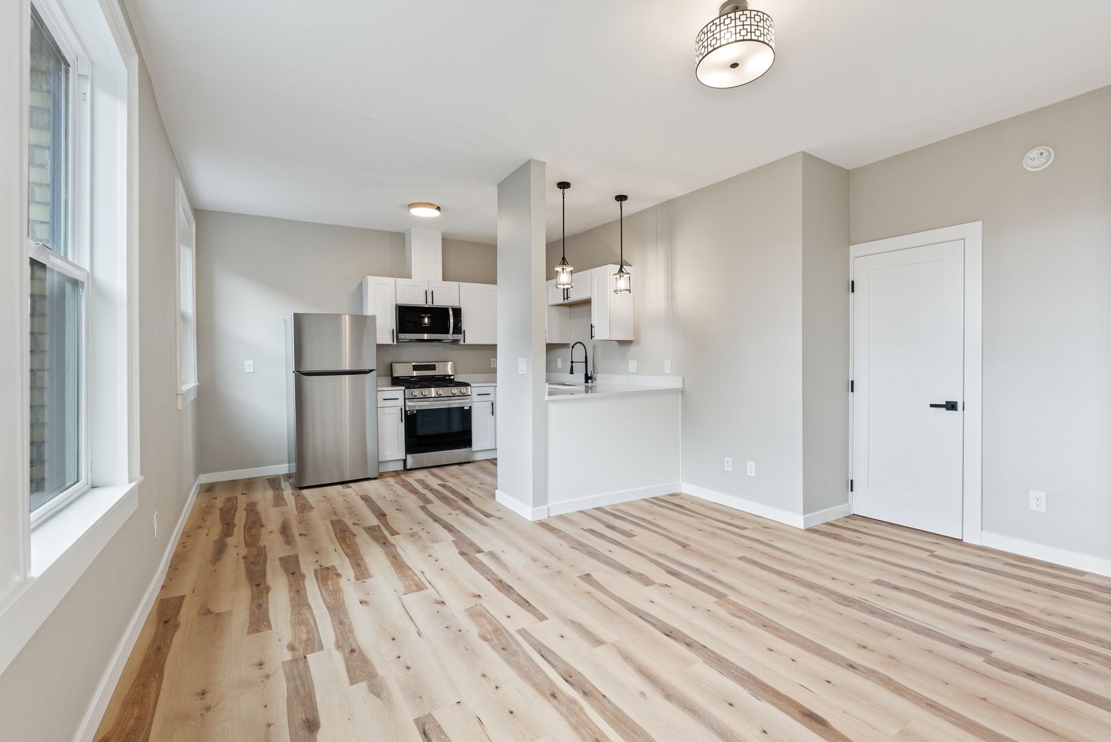 Portland Apartment: 3433-3451 SE Belmont St