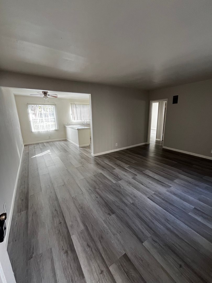 North Hollywood Apartment: 10635 Friar Ave.