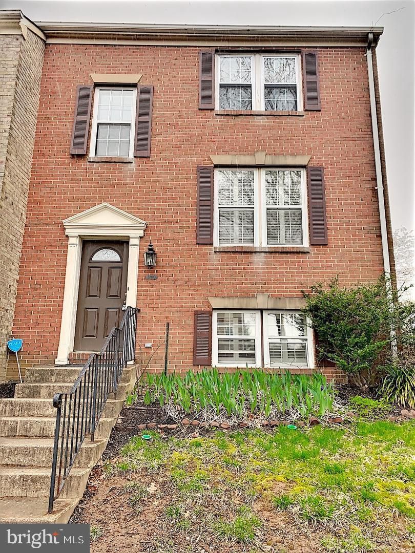 Falls Church Townhome: 3100 Black Hickory Drive