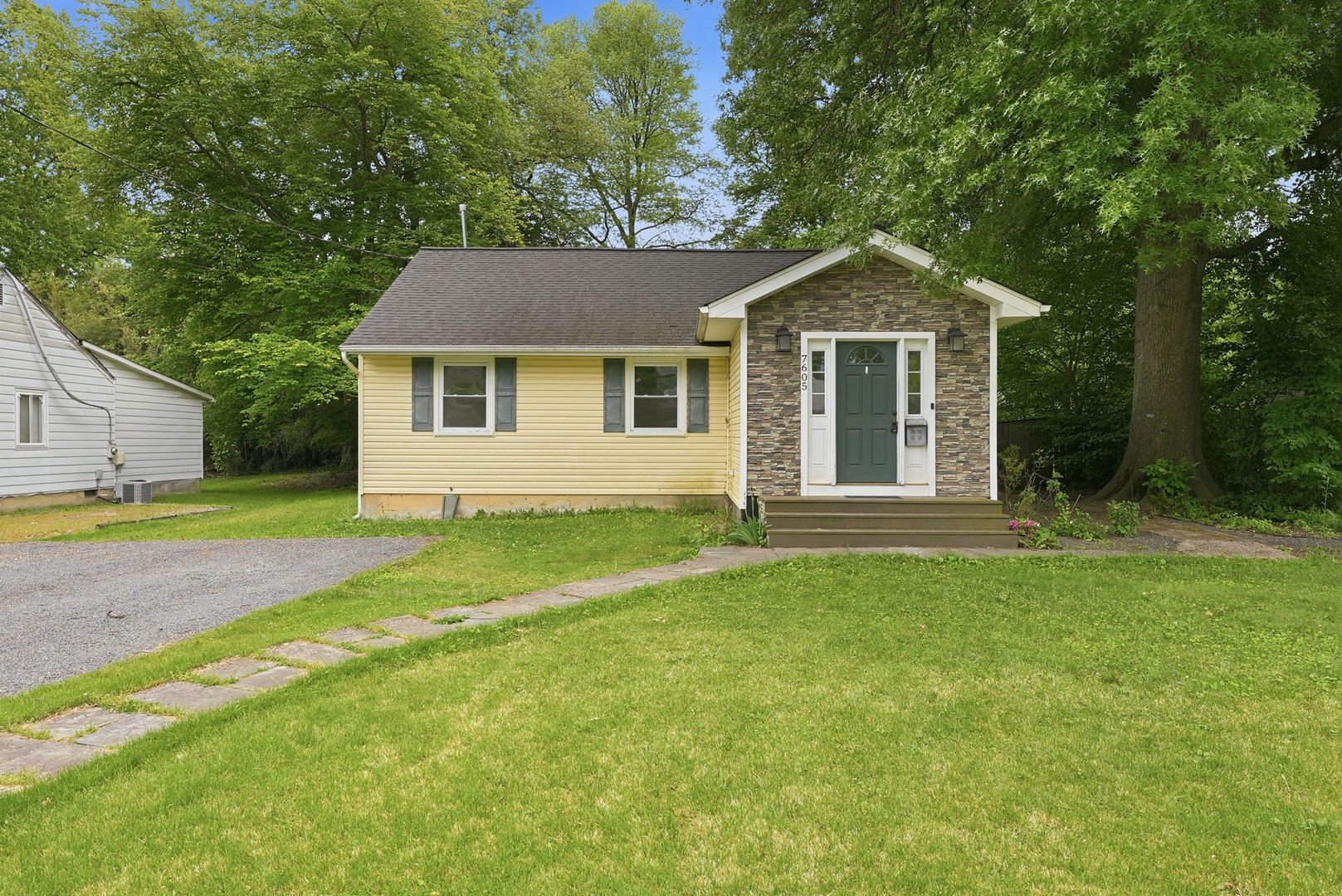 Falls Church House: 7605 Fisher Drive