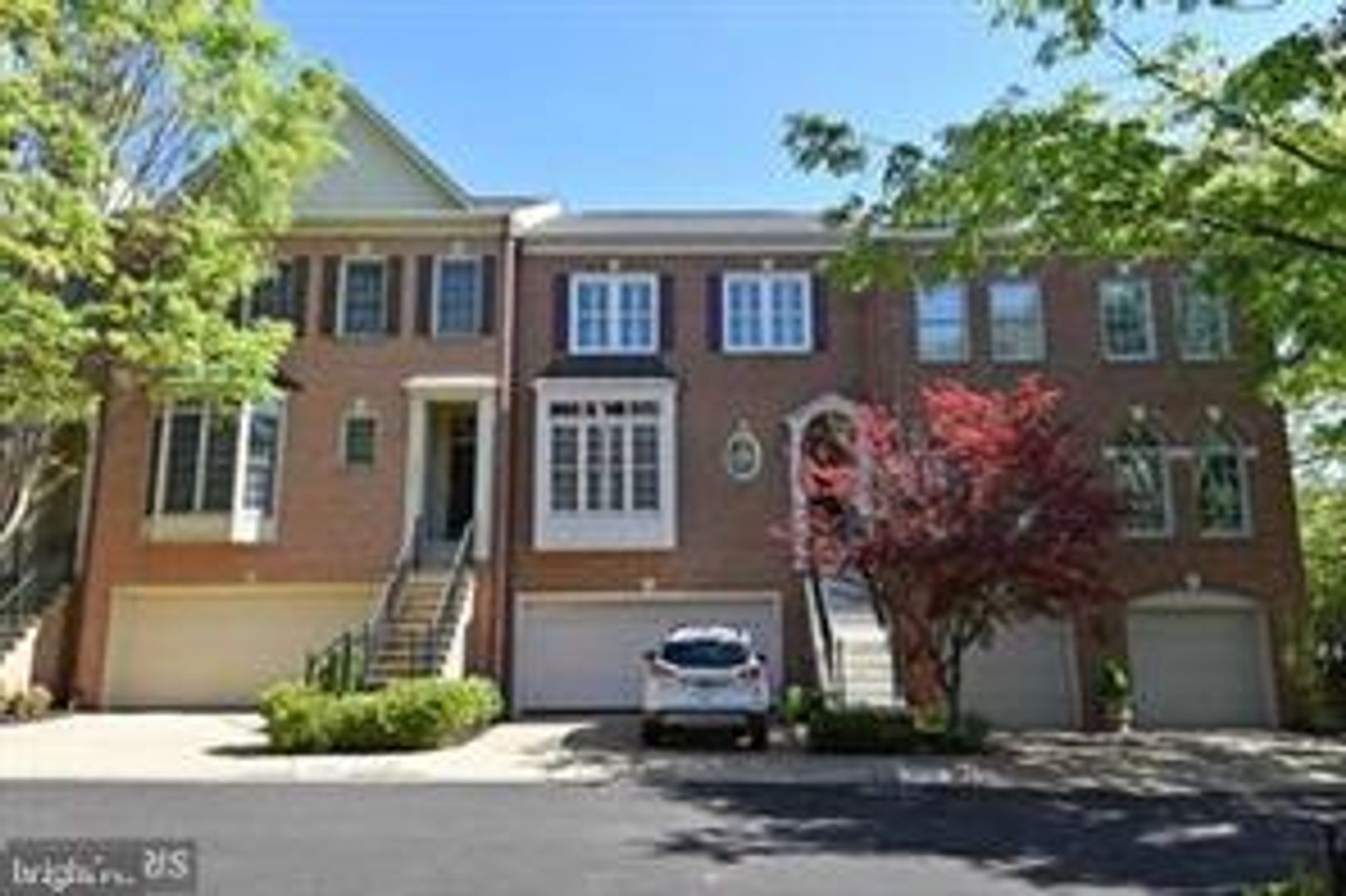 Fairfax Townhome: 10502 James Wren Way