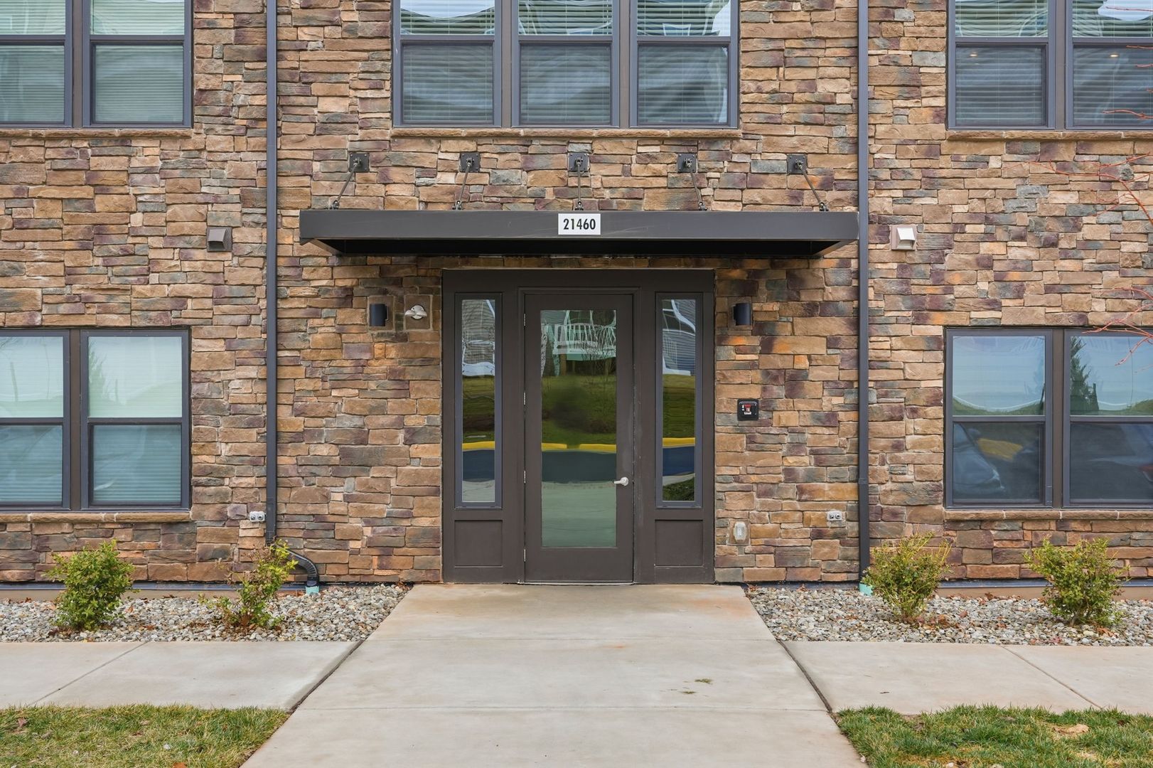 Sterling Condo: 21460 Mount Sterling Terrace