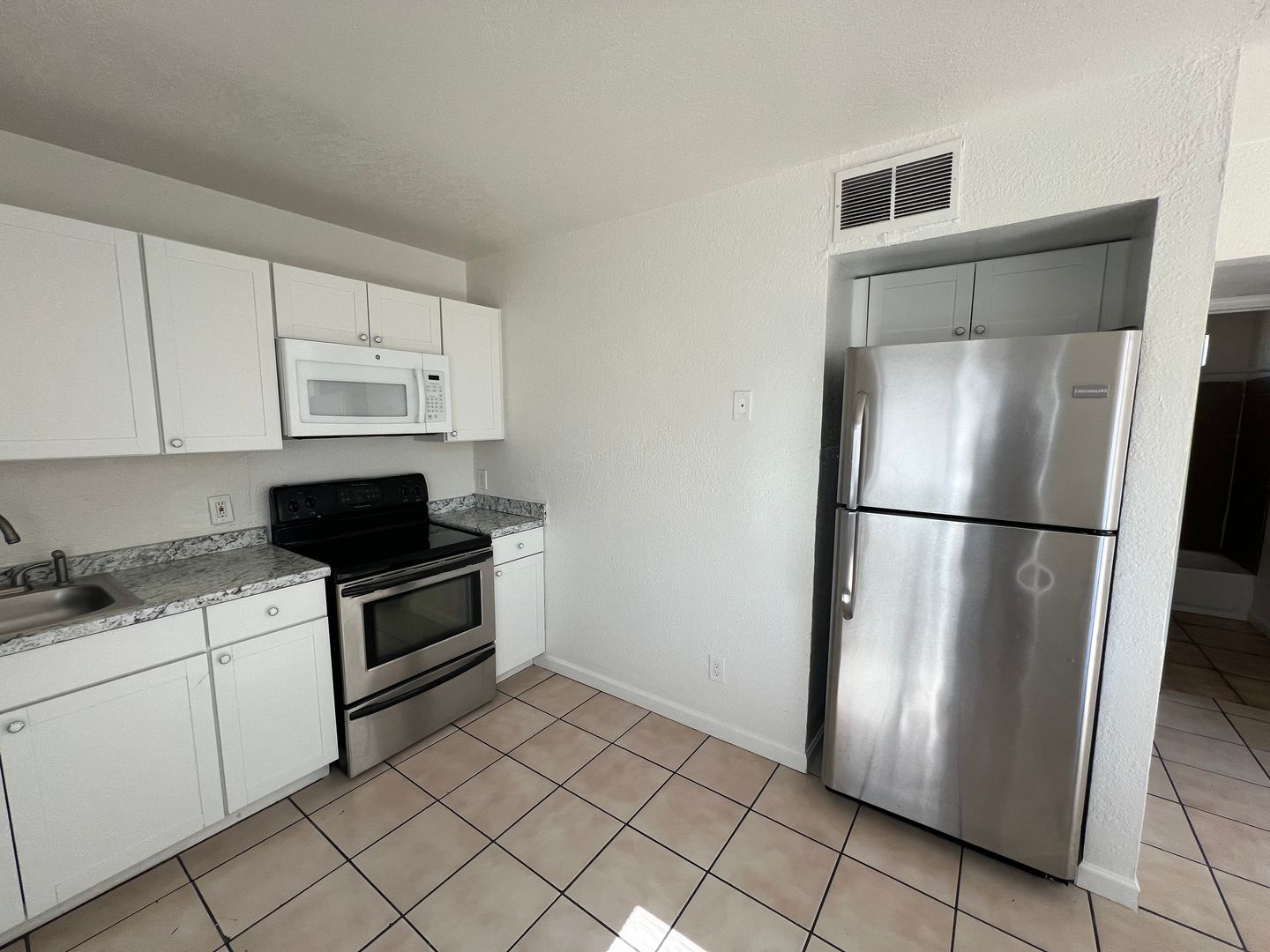 PHOENIX Apartment: 3221 W MELVIN ST