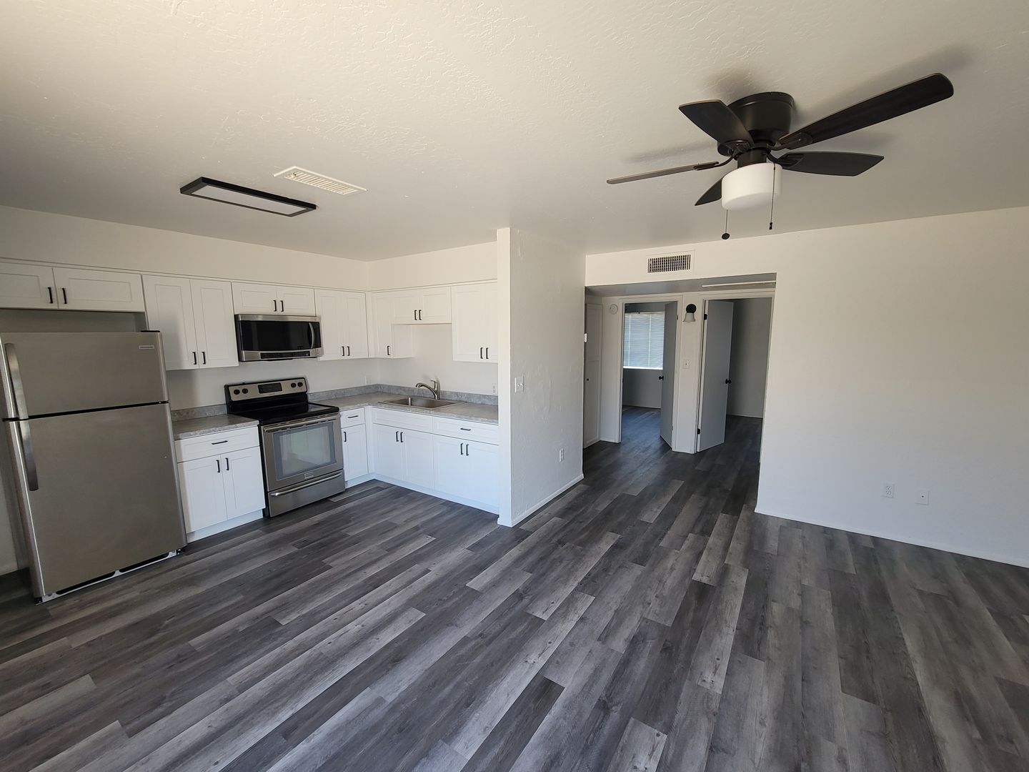 PHOENIX Apartment: 2226 W SOUTHERN AVE