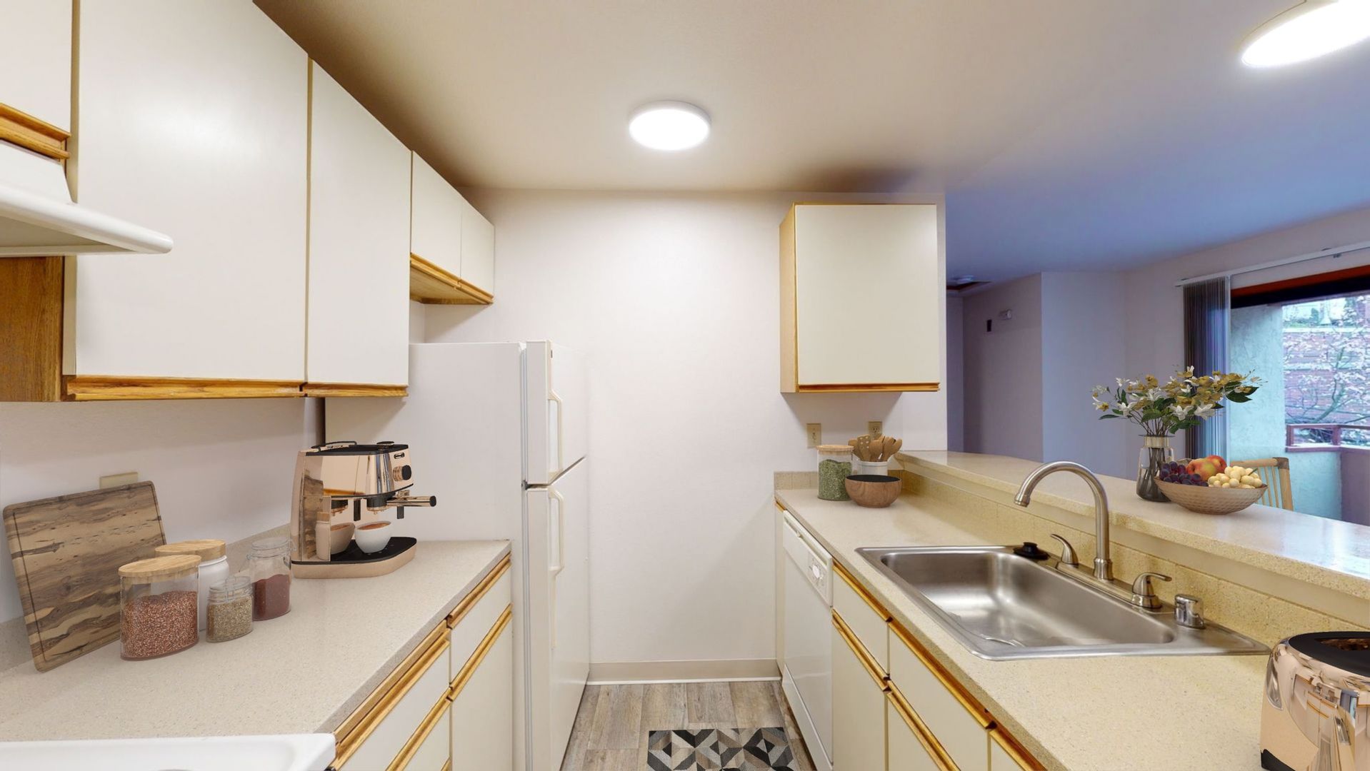 Seattle Apartment: 4225 9th Ave NE