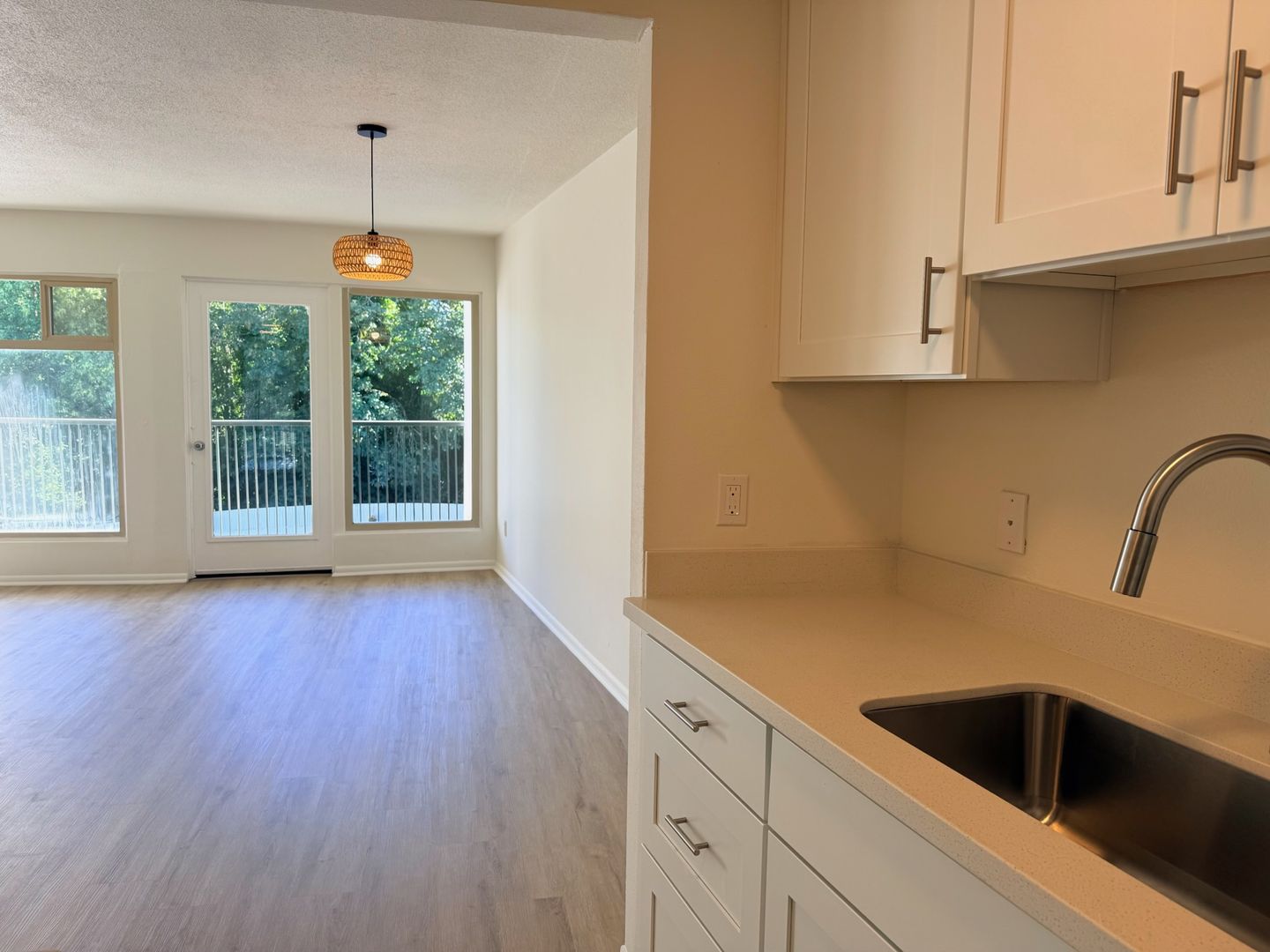 Crescent Apartments 2 of 12