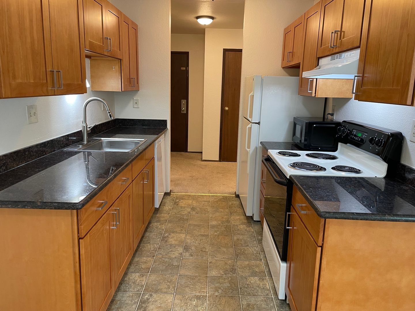 Seattle Apartment: 4733 17th Ave NE