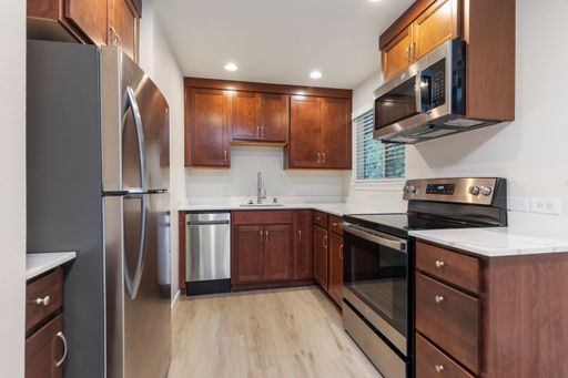 Updated 2x1 in Bellevue - Near the Light Rail, Bus Lines and Downtown Bellevue! – photo 1