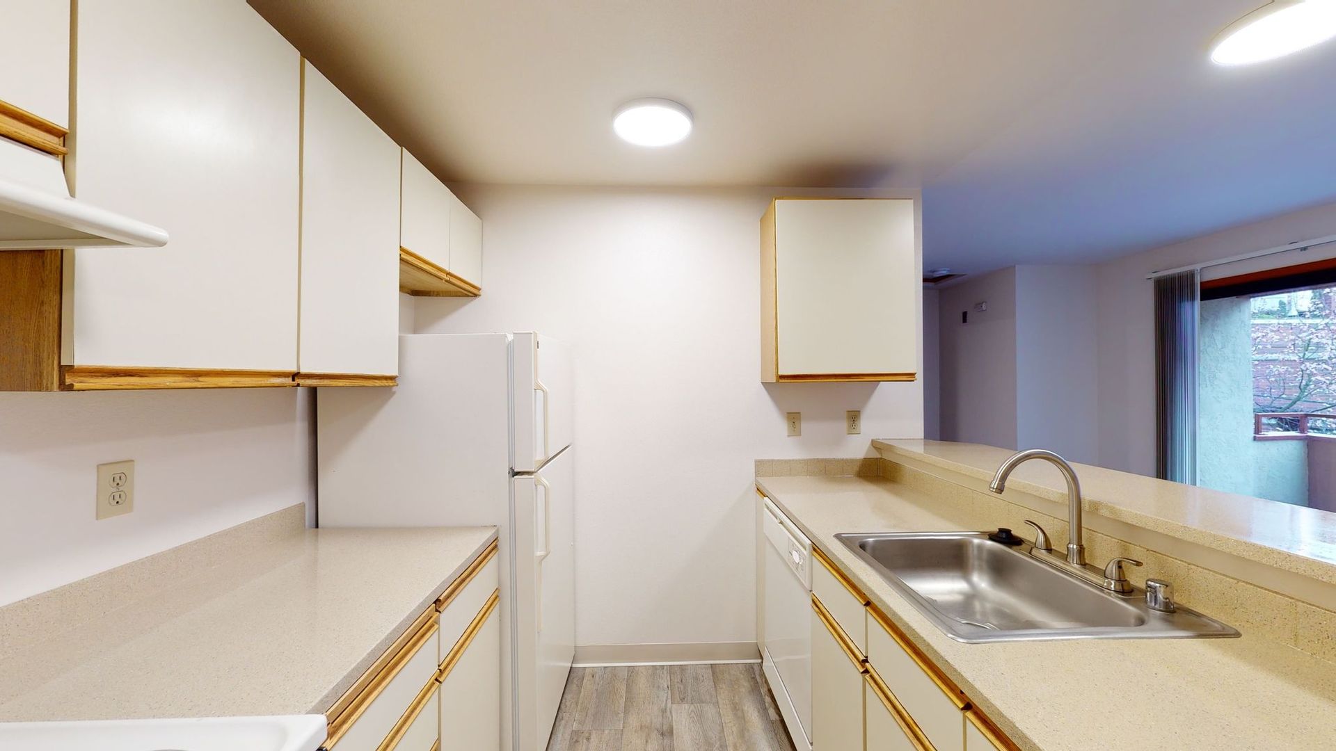 Seattle Apartment: 4225 9th Ave NE