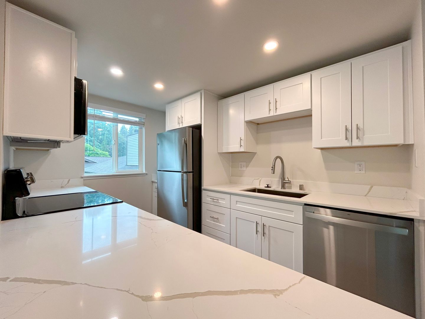 Bellevue Apartment: 1830 108th Ave SE