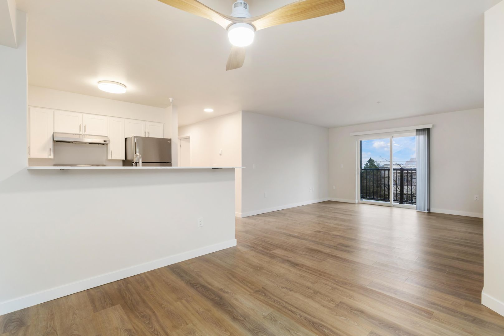 Seattle Apartment: 303 10th Ave