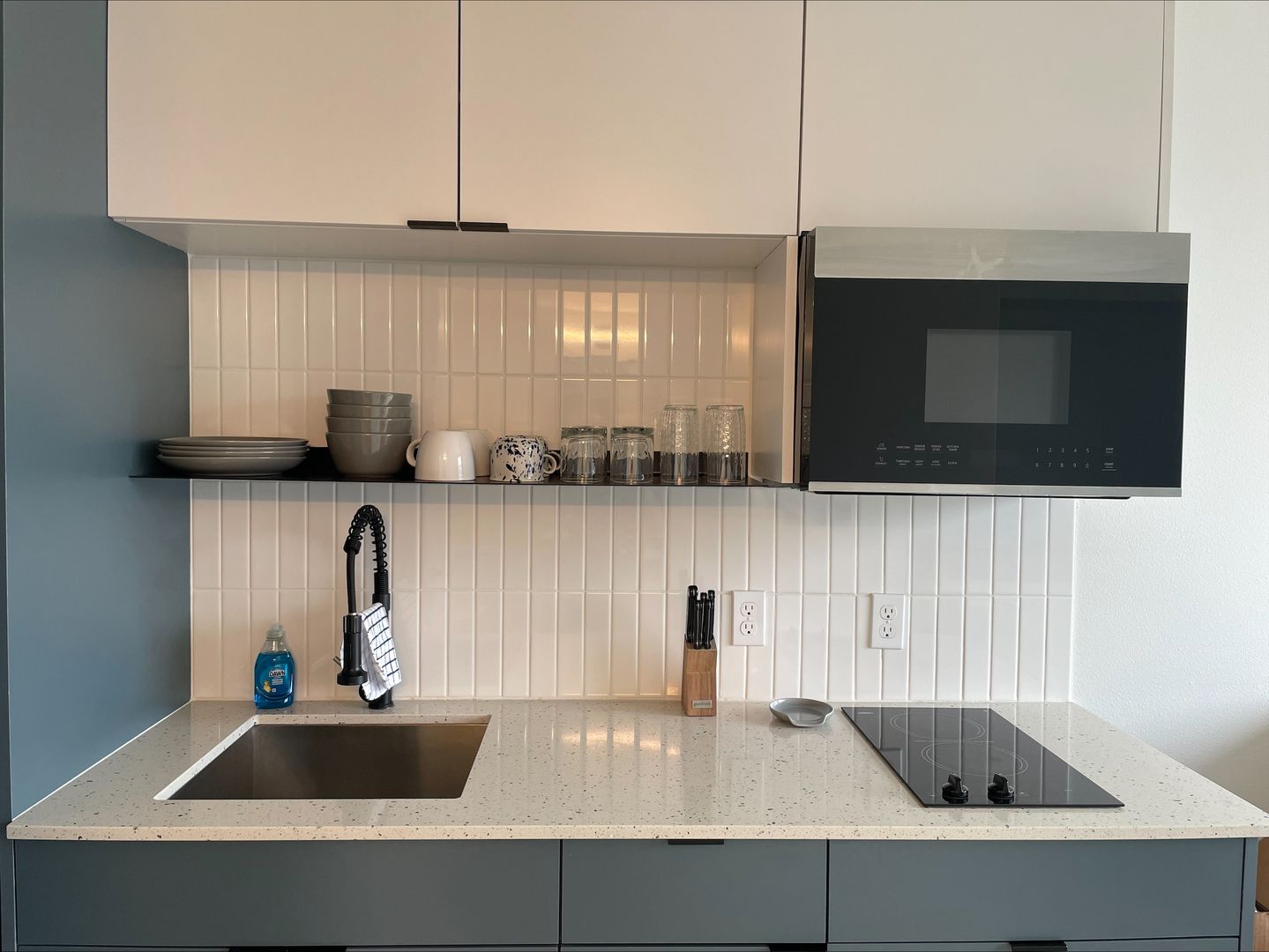 Seattle Apartment: 4239 8th Ave NE