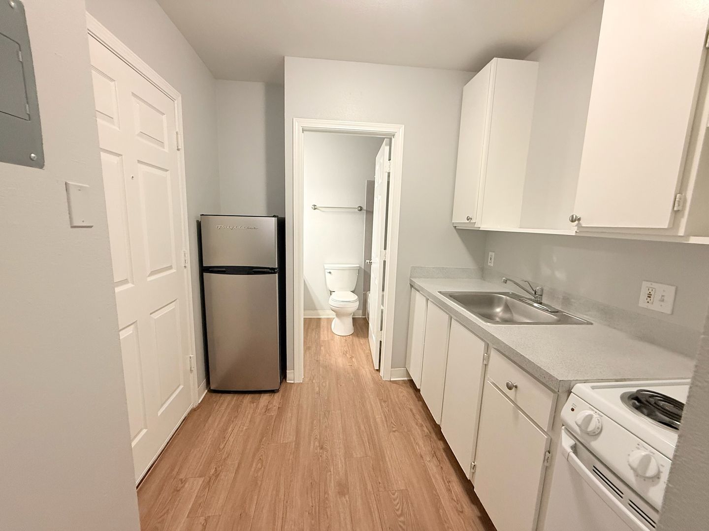 Seattle Apartment: 709 E Pike St