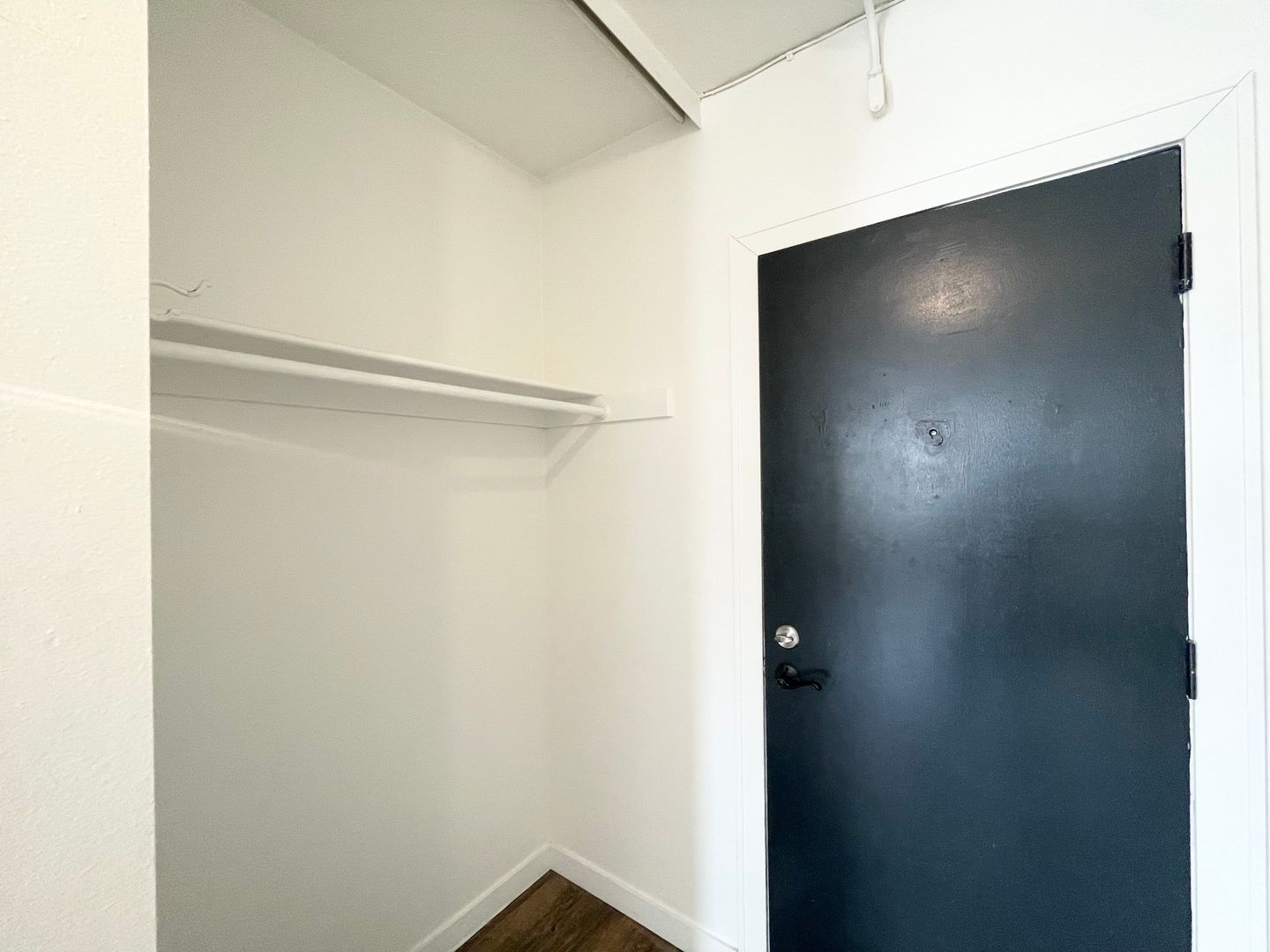 Mayn Suites 6 of 6