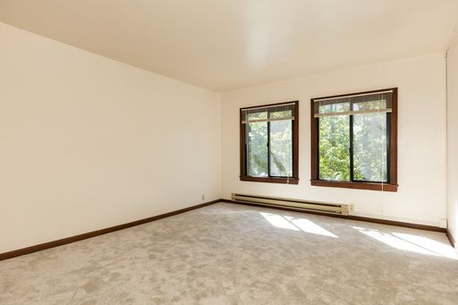 1 MONTH FREE + $500 GIFT CARD! Spacious Studio in Downtown Everett – photo 1