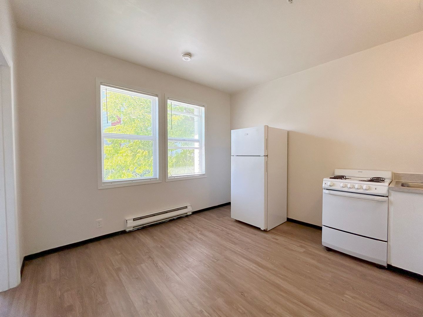 Seattle Apartment: 709 E Pike St