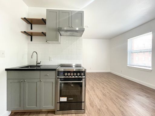 8 WEEKS FREE! International District Studio w/Updated Finishes! – photo 1