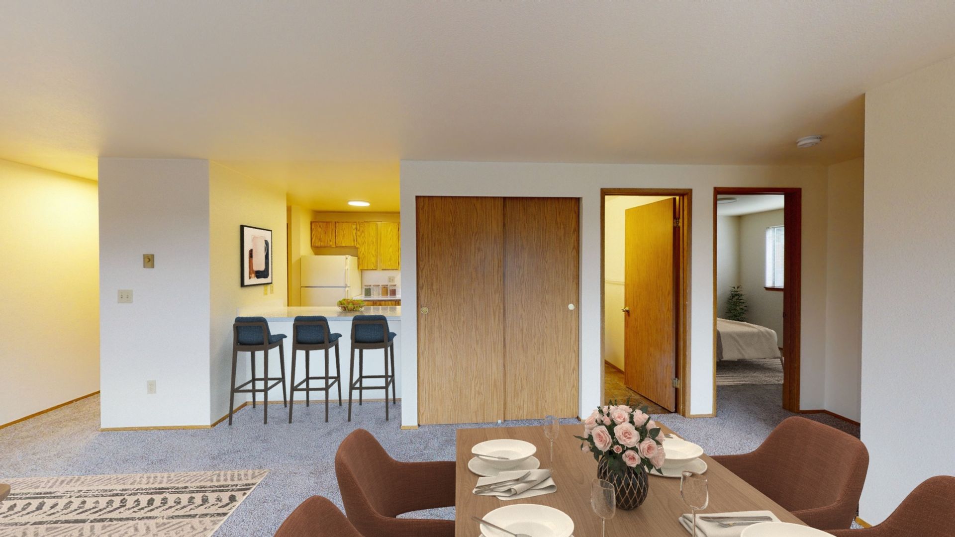 Seattle Apartment: 816 NE 43rd ST