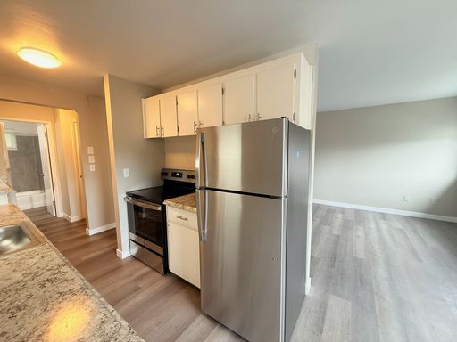 4 Weeks Free Rent & $250 Gift Card for Same Day Application! One Bedroom Unit in Columbia City! – photo 1