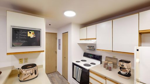 SPECIAL OFFER!| 2BD|1BA Prime Location in U-District – photo 1