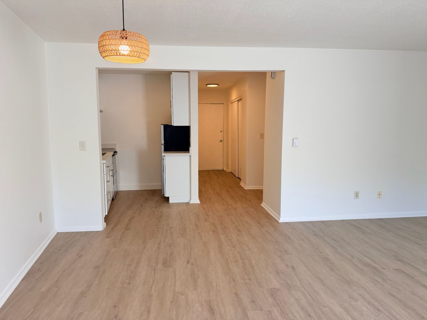 Crescent Apartments 6 of 12