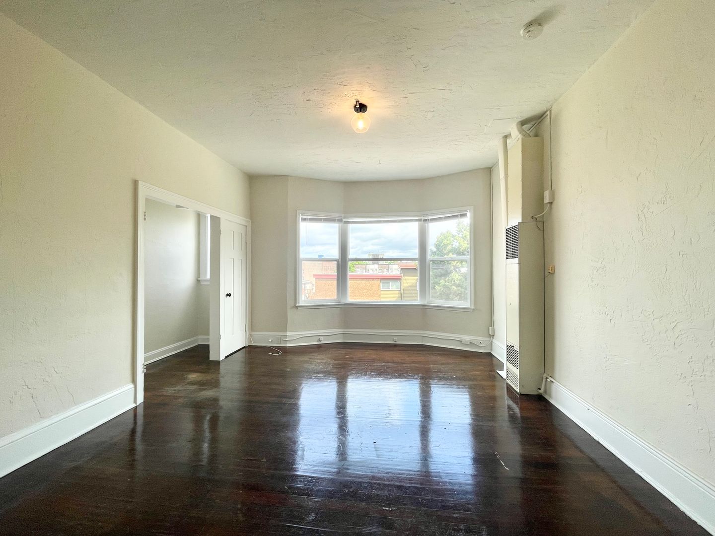 Seattle Apartment: 1633 Boylston Ave